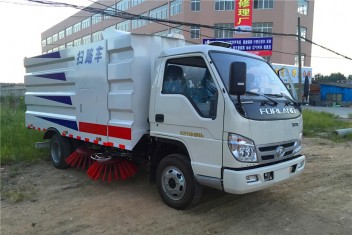 （5方）福田國(guó)三掃路車（不上牌照）